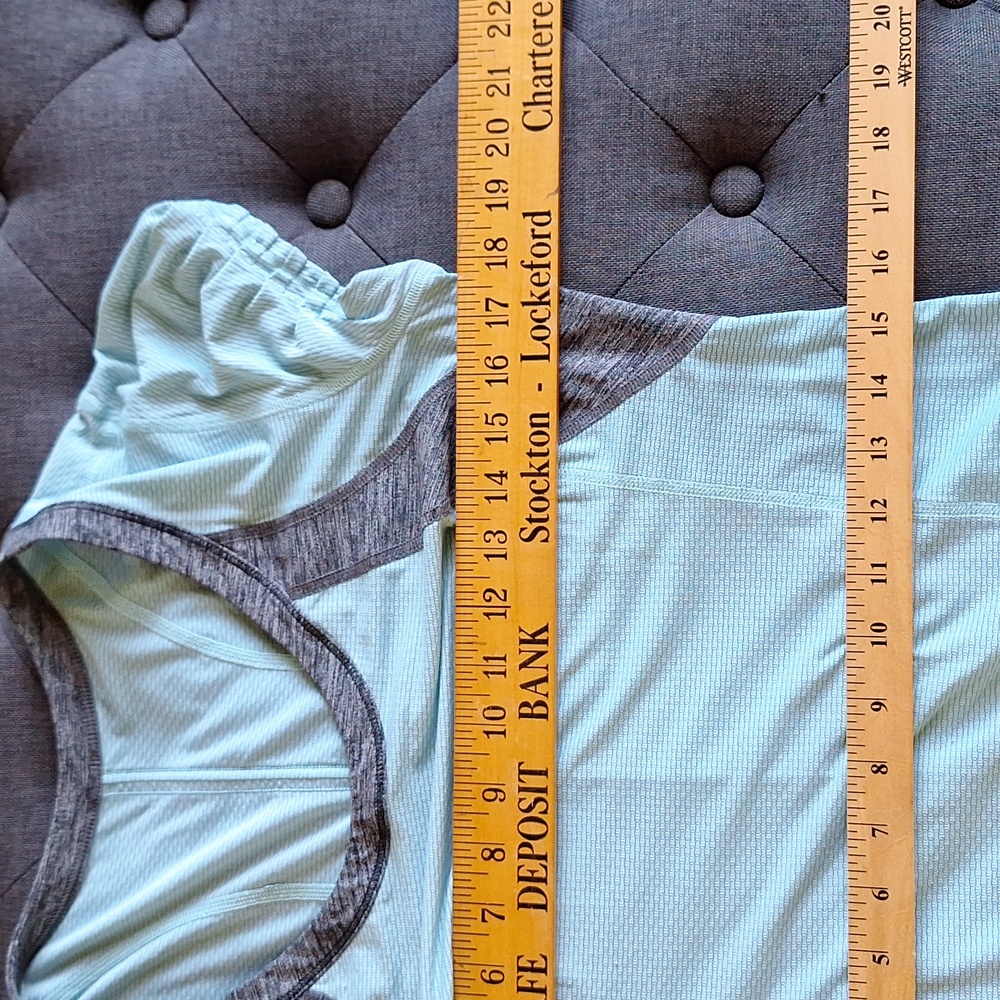 Lululemon Stretchy Cap Sleeve Top Adjustable Toggle Waist Size 8 - Picture 4 of 6